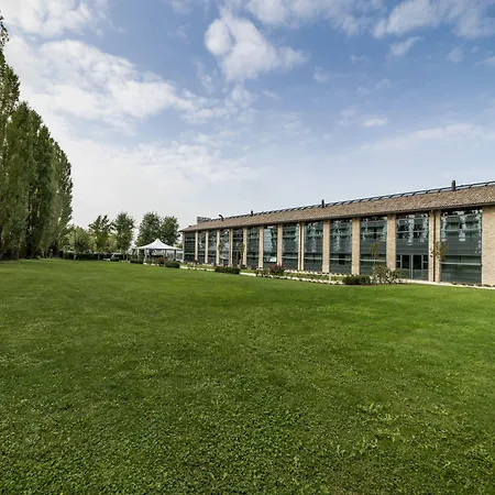 Otel Western 4*