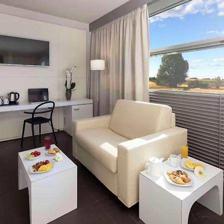 Otel Western Parma